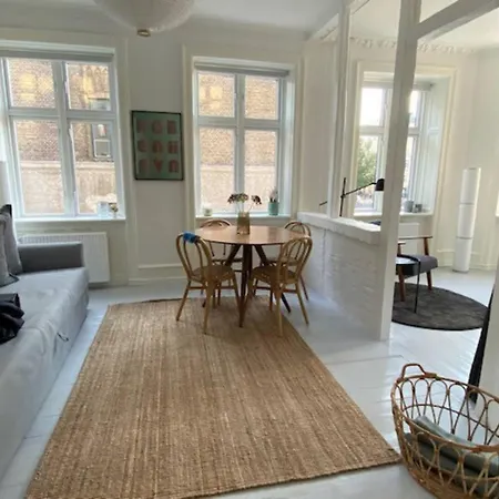 Two - Sankt Hans Torv - Shared Homestay Copenhagen